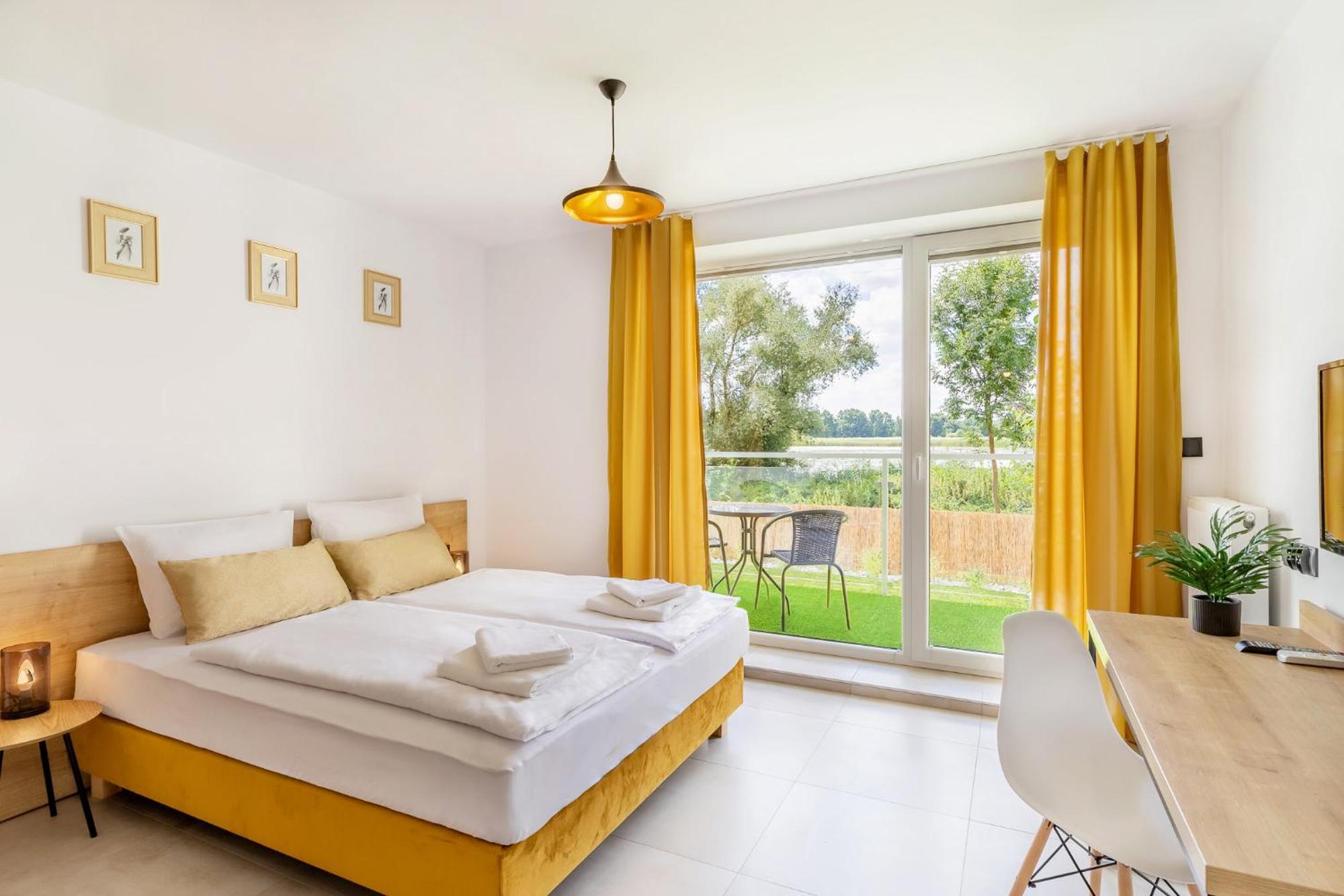 Tramonto Apartments Zator Przeciszow Dış mekan fotoğraf