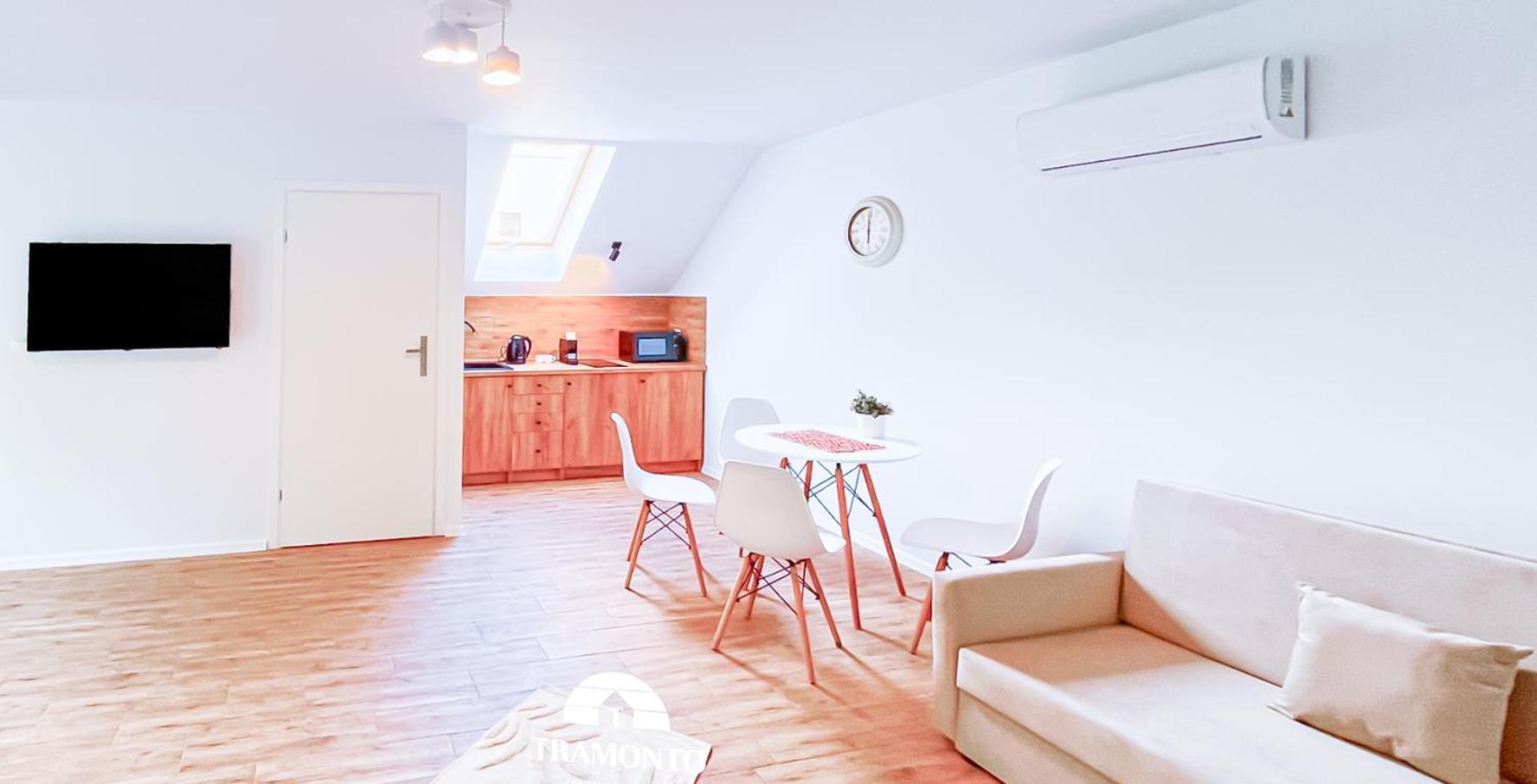 Tramonto Apartments Zator Przeciszow Dış mekan fotoğraf